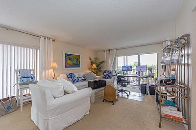1700 Ocean Dr #302V — Photo 5
