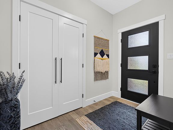 5th image of 117 Aberdeen Cres