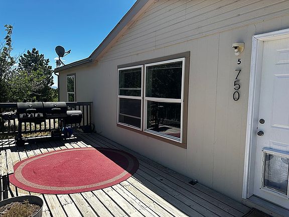 3rd image of 750 Lee Dr