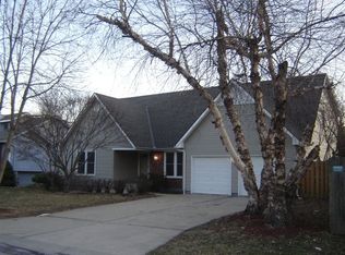 350 NW Weschester Dr, Blue Springs, MO 64014