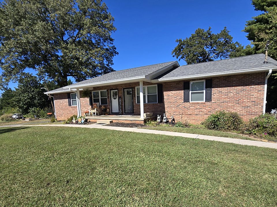 1st image of 3305 Gillenwater Dr
