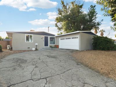 8411 Mammoth Ave, Panorama City, CA, 91402