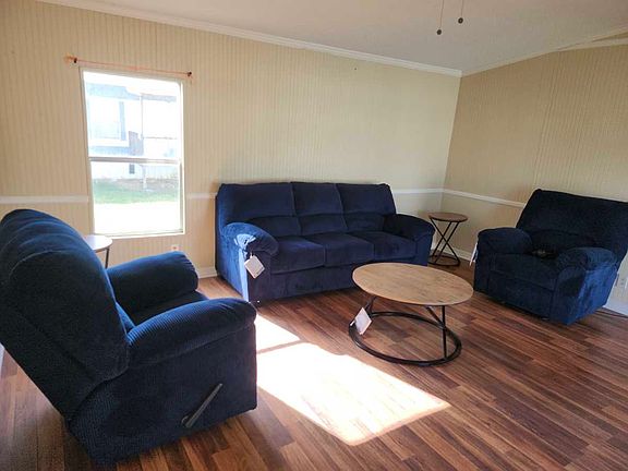 2nd image of 36B Herring Rd