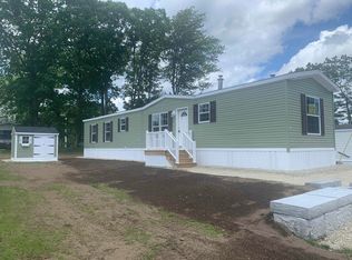 302 Sherwood Glen Rd, Somersworth, NH 03878