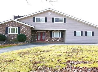 1596 Golf Course Rd, Newport, TN 37821