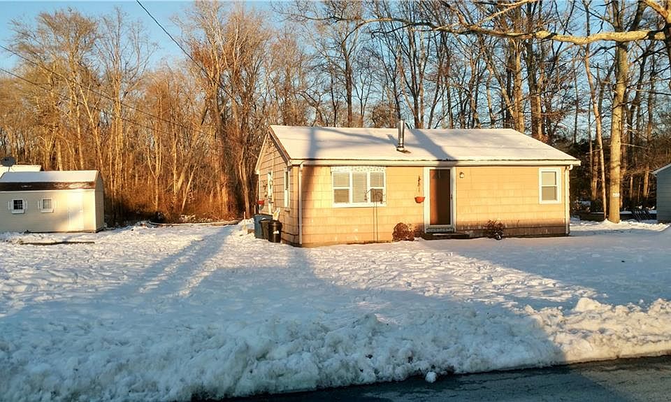 2nd image of 44 Restful Valley Rd