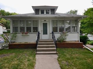 1043 Virginia St, Saint Paul, MN 55117
