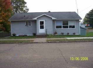 1101 Foster St, Cumberland, WI 54829