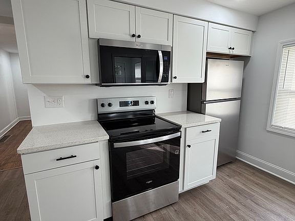4th image of 74 Valley Rd #1