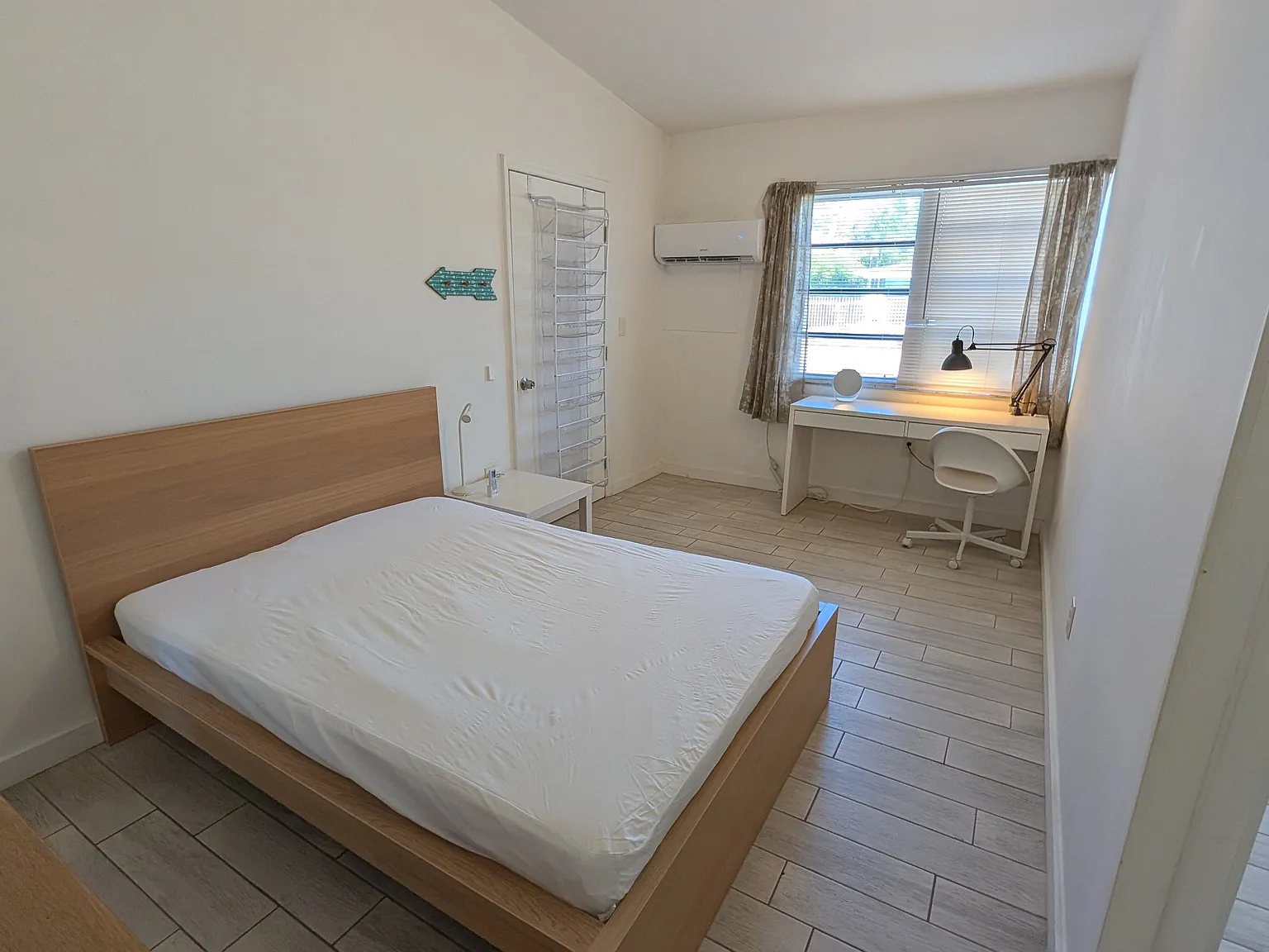 1 bed, 320 sqft, $1,400 — Photo 3