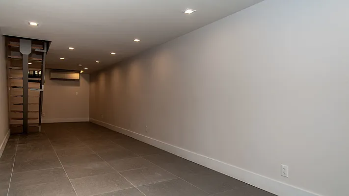 Rented by Nooklyn NYC LLC | media 6