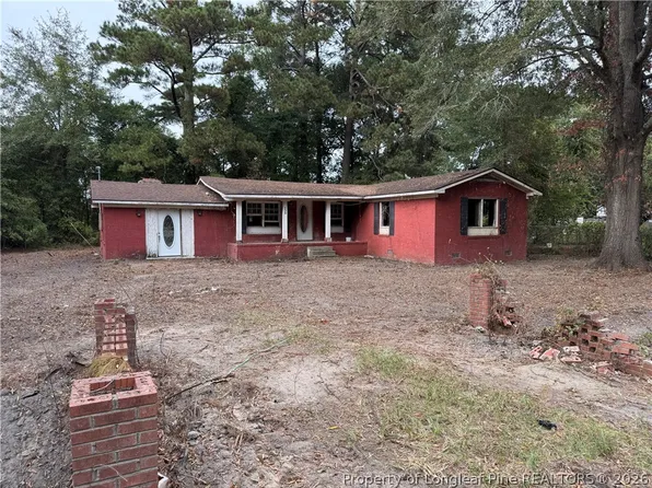 130 Waynes Rd, Lumberton, NC 28358