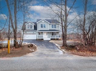 81 Queen St, Gorham, ME 04038