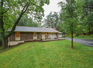 3439 Meadowlark Rd, Roanoke, VA 24018