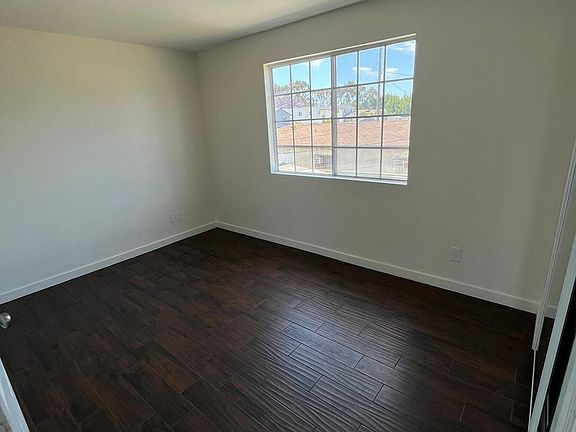 2nd image of 223 E 116th St