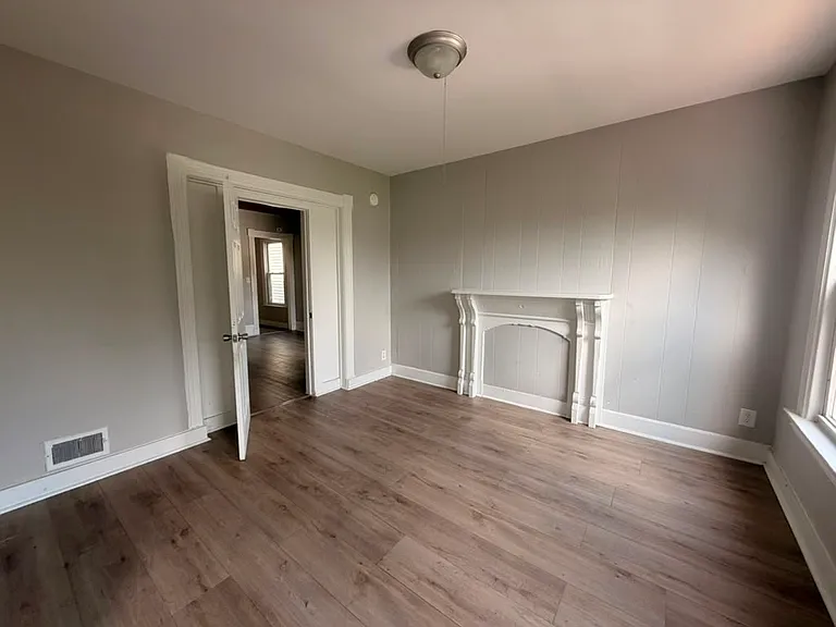 75 Woolsey St #B02 — Photo 6