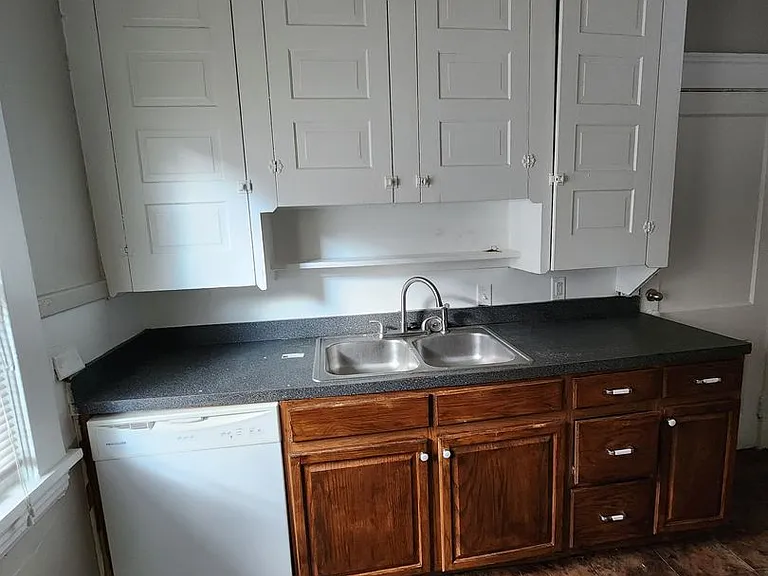 2623 Hampshire Rd #2 — Photo 2