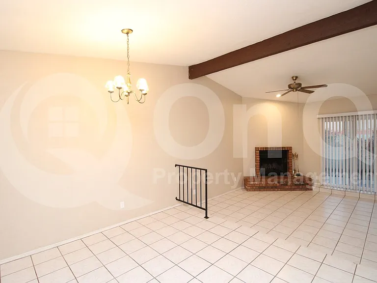 1500 N Sunview Pkwy #9 — Photo 8