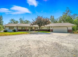16593 Vladimir Ct, Redding, CA 96001
