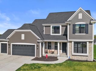 728 Prairie Hill Ave, Village Of Mukwonago, WI 53149