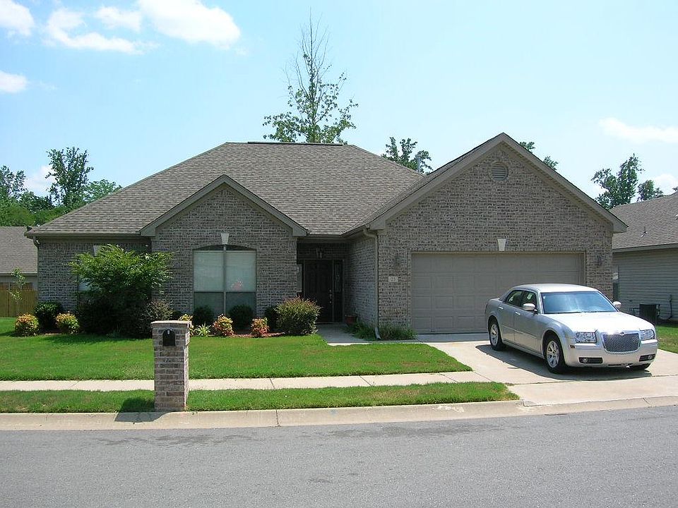 1st image of 23 Chateaus Ln