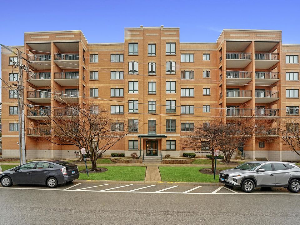1st image of 1636 Ashland Ave Unit 305