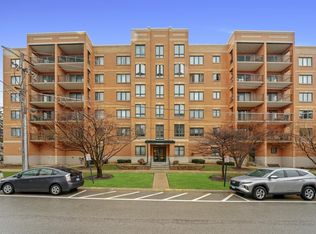 1636 Ashland Ave UNIT 305, Des Plaines, IL 60016