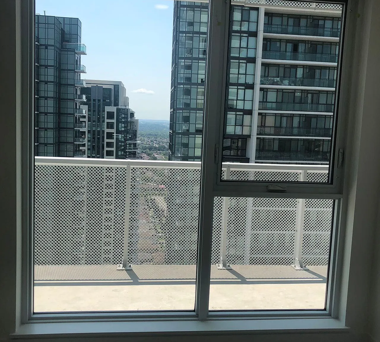 2 bed, $2,300 — Photo 4