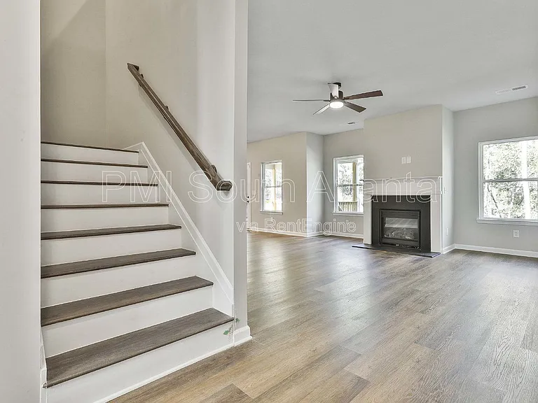 10 Singletree Ln — Photo 9