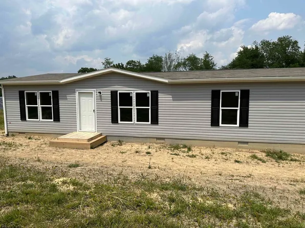 24 Tripp Dr, Buckhannon, WV 26201