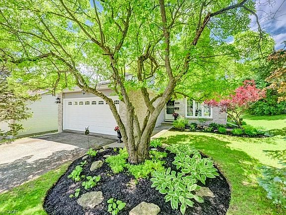 3rd image of 469 Westvale Dr
