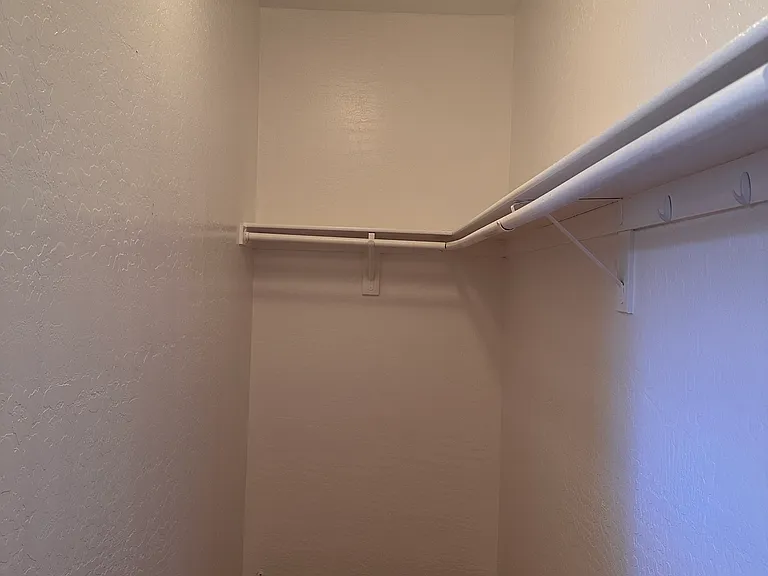2073 N Arbor Ln — Photo 8