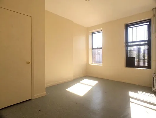 Rented by Bohemia Realty Group | media 10
