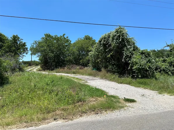 817 Highland Cir, Springtown, TX 76082