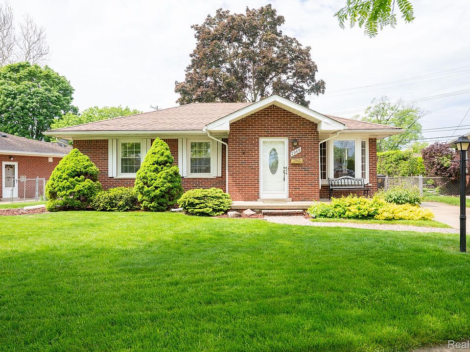 1st image of 2960 Anna Ct