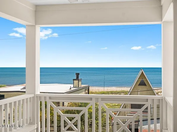 1960 BEACH Avenue, Atlantic Beach, FL 32233