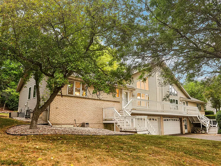 11108 W Forest Home Ave — Photo 1