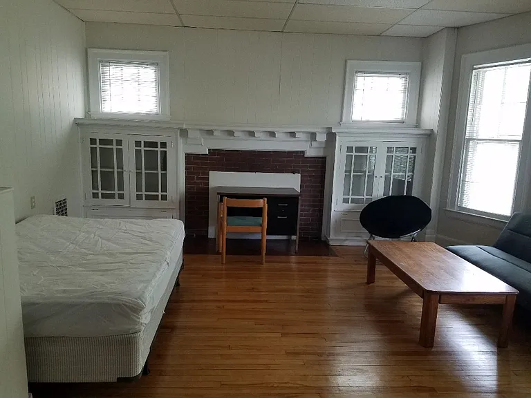 205 Comstock Avenue — Photo 10