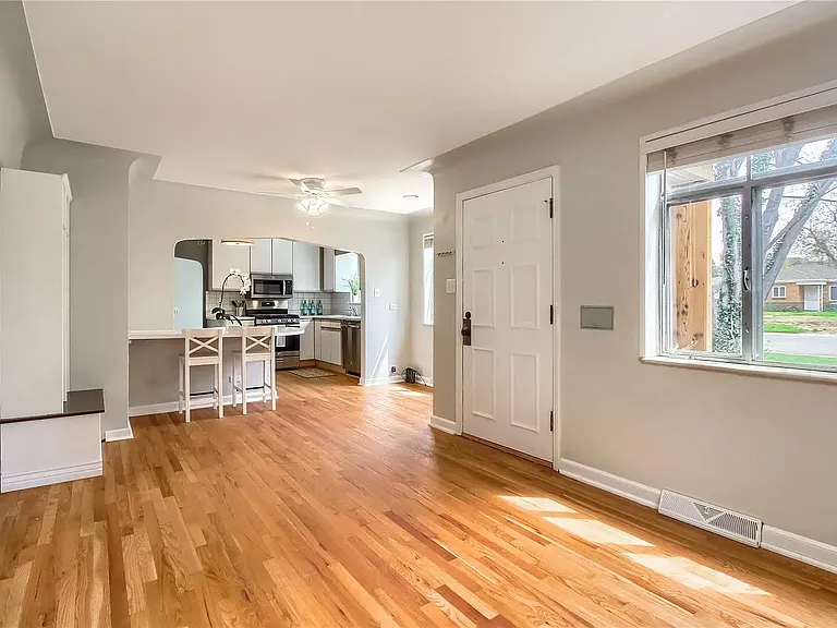769 Poplar St — Photo 18