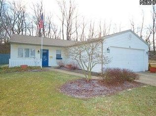 45 Elmwood Dr, Hubbard, OH