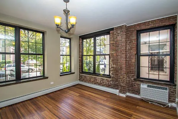 Rented by Astoria NY Condos | media 7