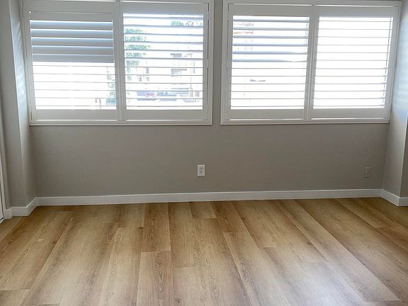 5th image of 3526 W Dunlap Ave #159