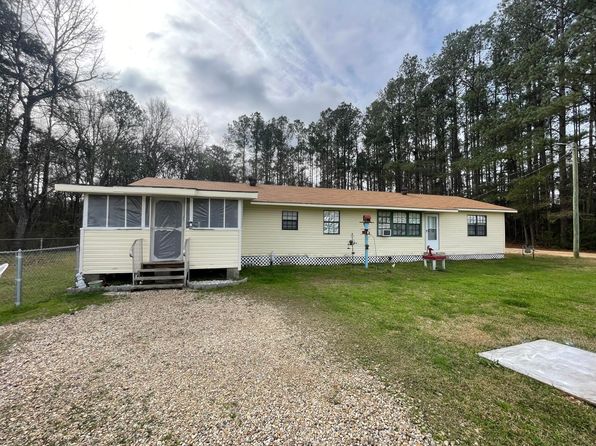 75 Terrys Chapel Rd, Foxworth, MS 39483