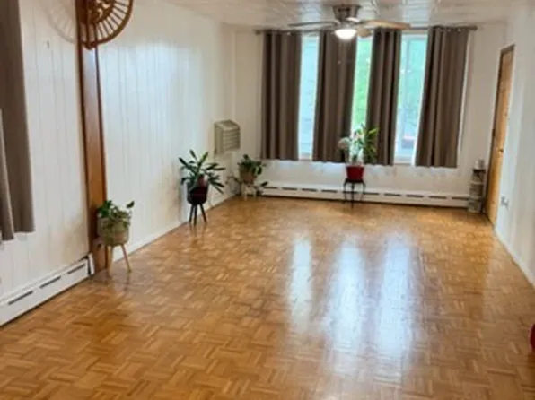 (undisclosed Address), Bronx, NY 10465