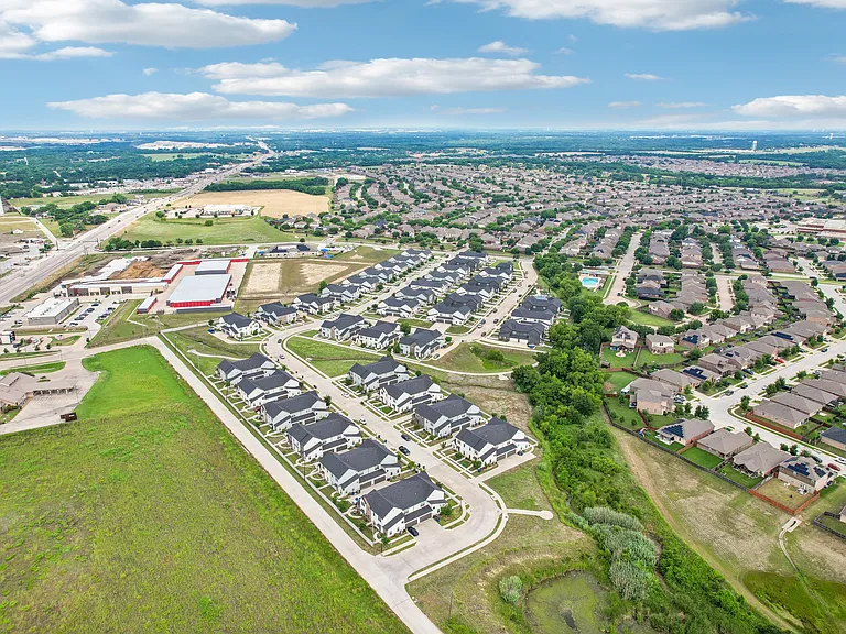 Townhomes at Princeton Meadows — Photo 48