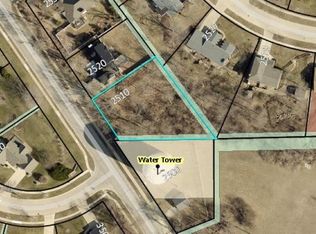 2510 Glass Rd NE, Cedar Rapids, IA 52402