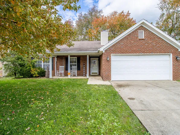 416 Parkside Dr, Paris, KY 40361