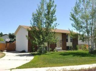 597 W 1225 N, Clinton, UT 84015
