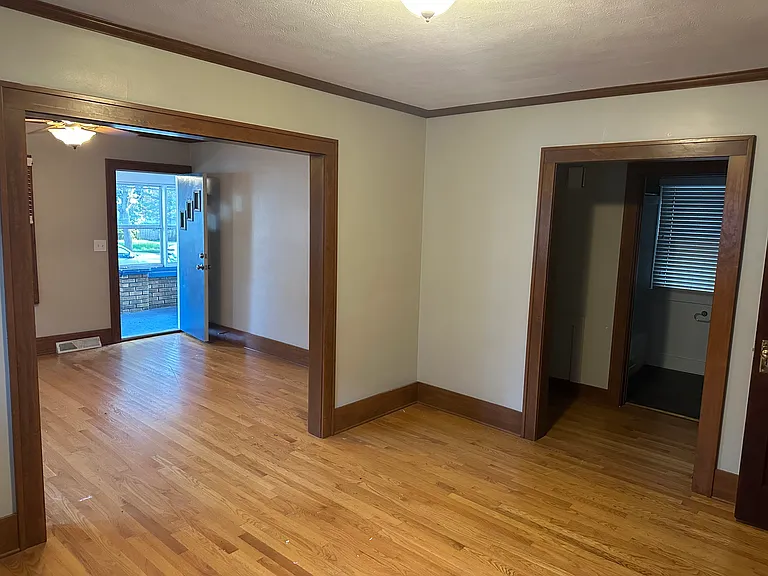 1005 Veto St NW — Photo 9