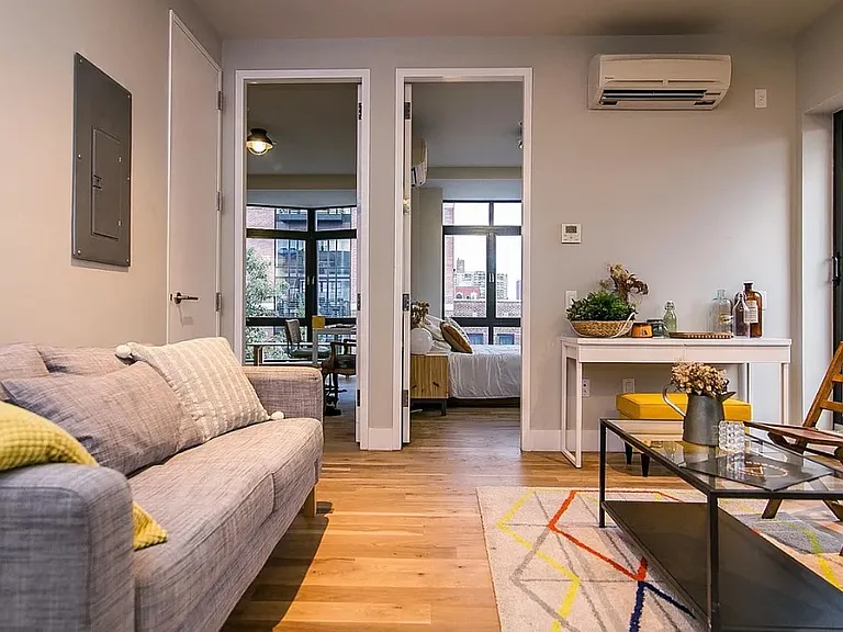 179 Leonard St #3 — Photo 2